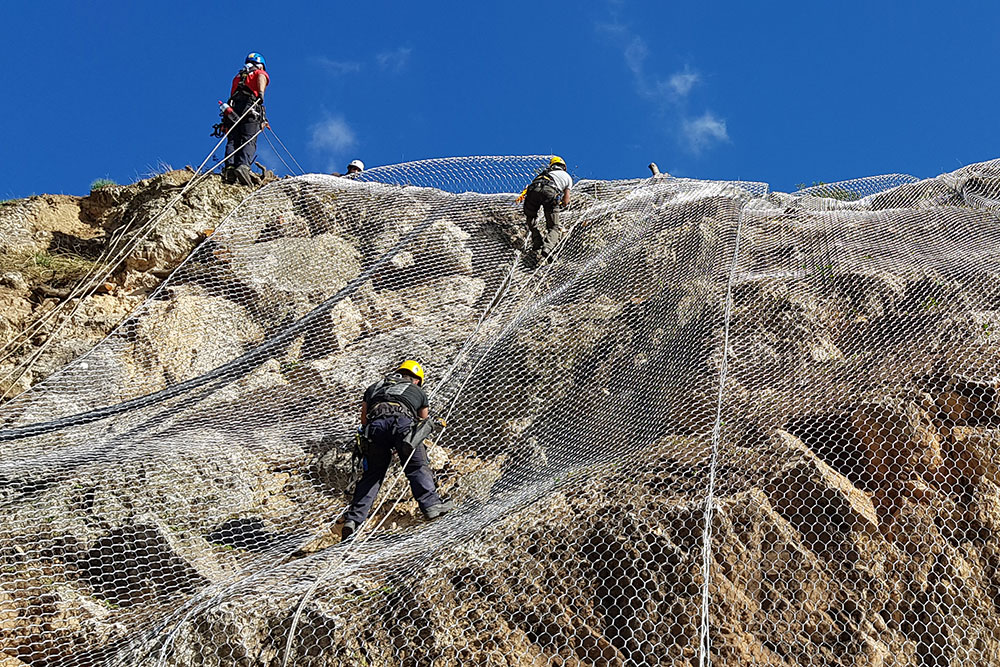 SLOPE STABILIZATION MESH