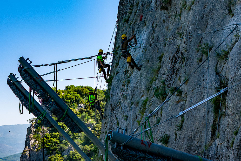 ROCKFALL PROTECTION SYSTEMS